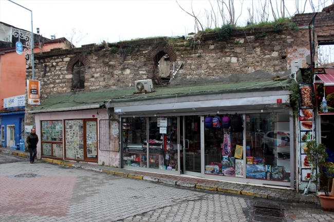 Çömlekçiler Hamamı yok olmaya yüz tuttu